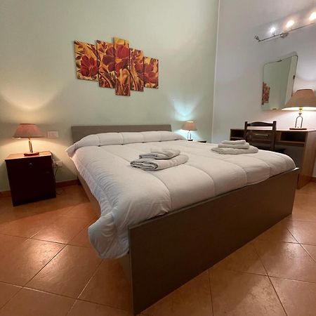 Hola Cathedral House Cadorna Apartment Palermo Exterior photo